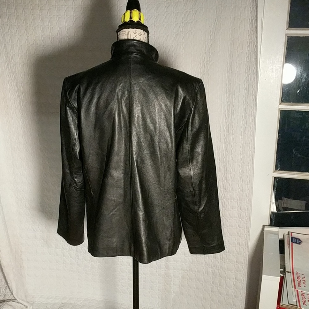 Beautiful leather jacket - Picture 3 of 4